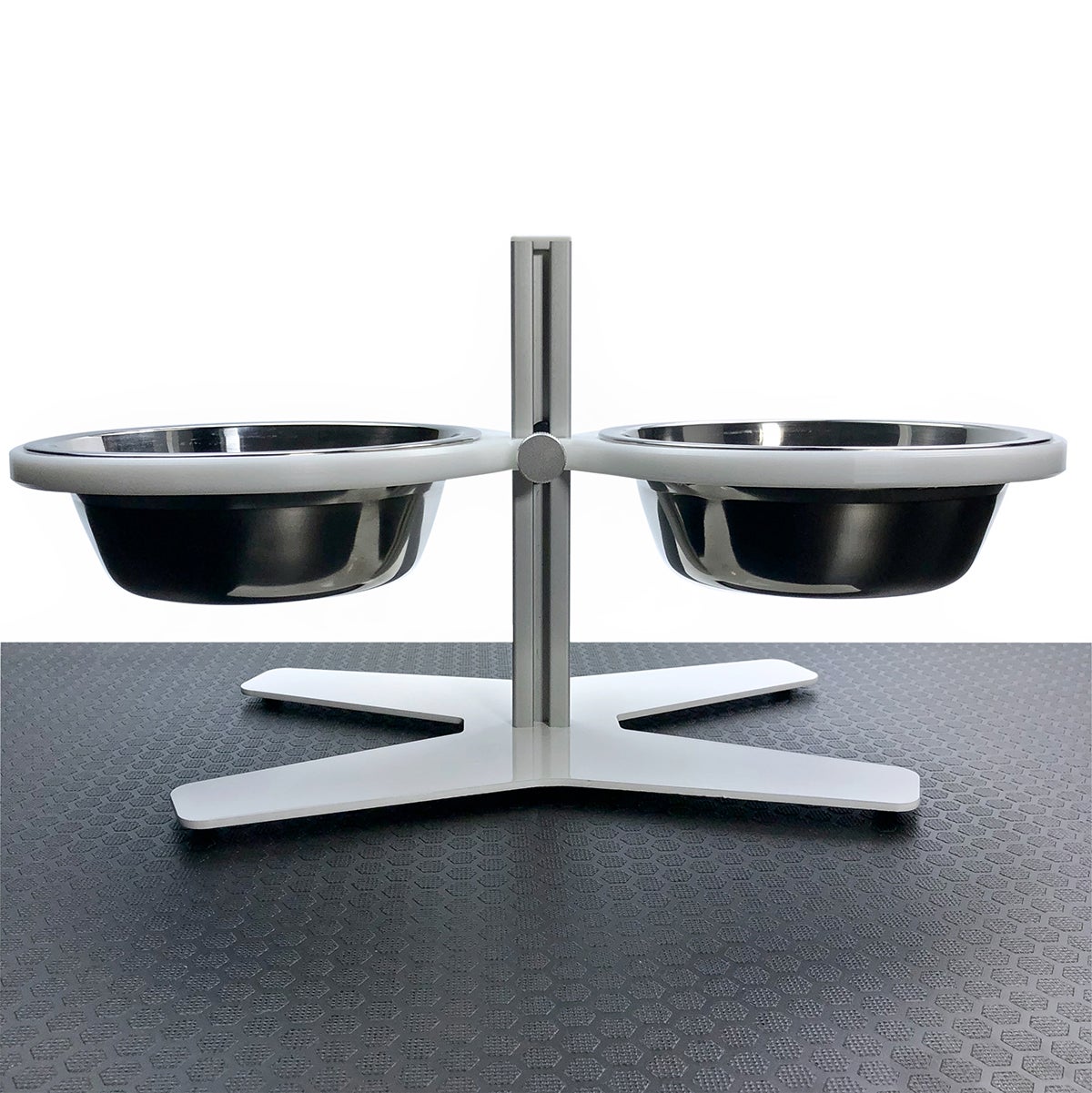 Ergo dog feeder deals